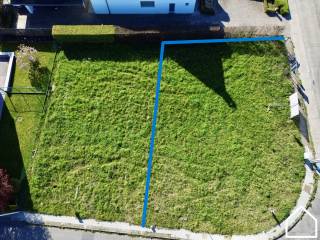 Rustig gelegen bouwgrond voor open bebouwing nabij KortemarkMooi perceel bouwgrond van 511 m² voor een alleenstaande woning (open bebouwing), en dit...