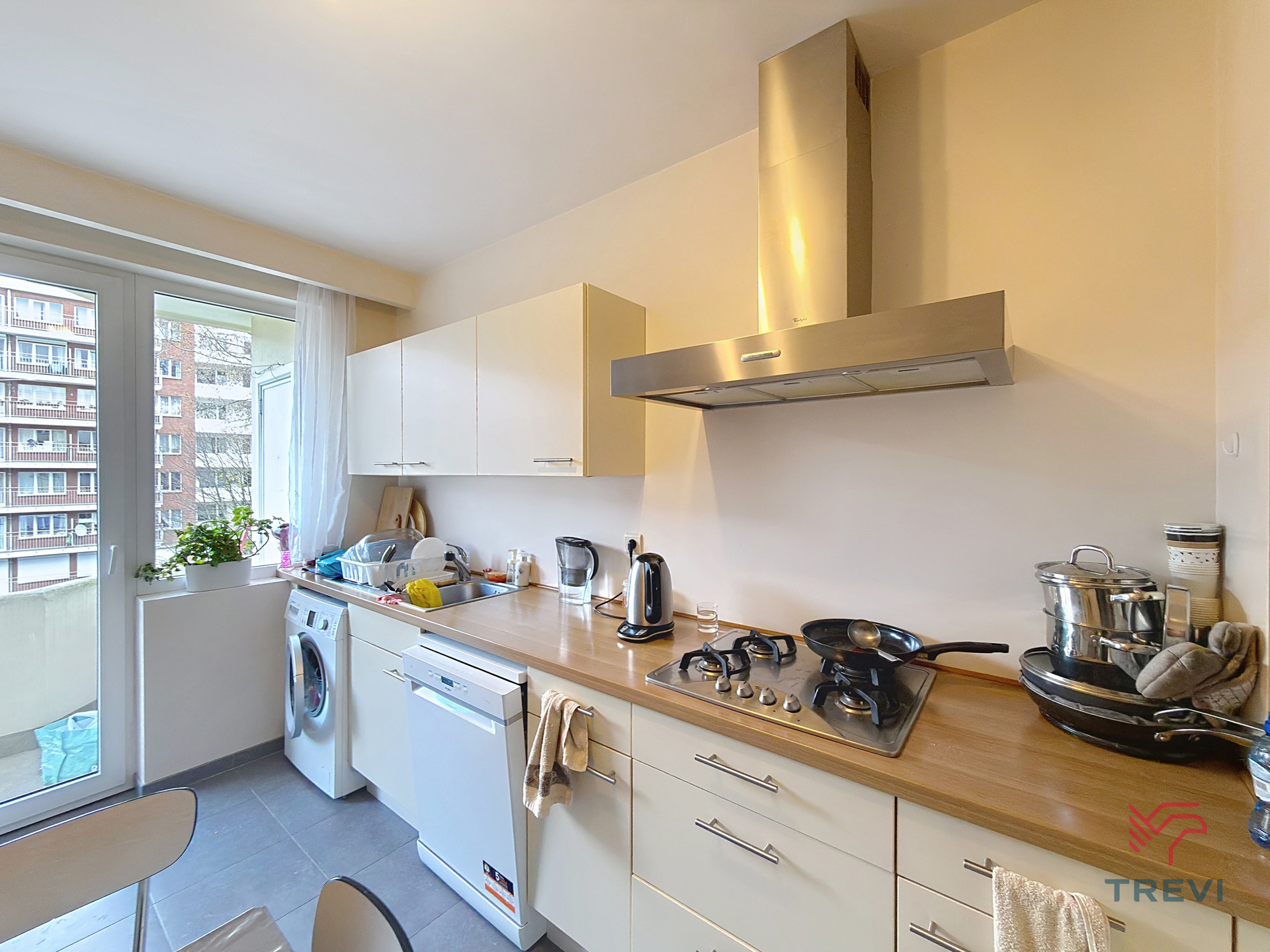 Apartment for rent in Forest with 2 bedrooms - photo 5