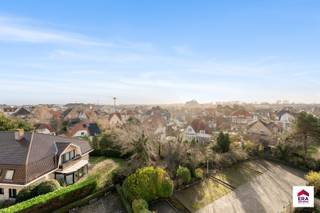 Koksijde :  modern appartement gebouwd in 2014 met 3 ruime terrassen, volledig zongericht &amp; open zicht op de villa wijken! Dit instapklare...