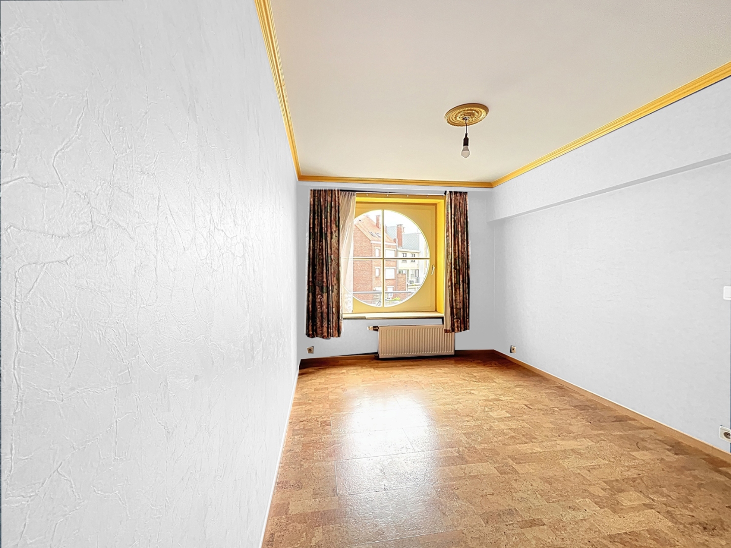 Ruim drie slaapkamer appartement op 800m van zee - foto 5