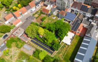 Handelspand met loods en woonst te koop in RoesbruggeOver de woning:In het hart van Roesbrugge vindt u dit uitzonderlijke handelspand met loods én...