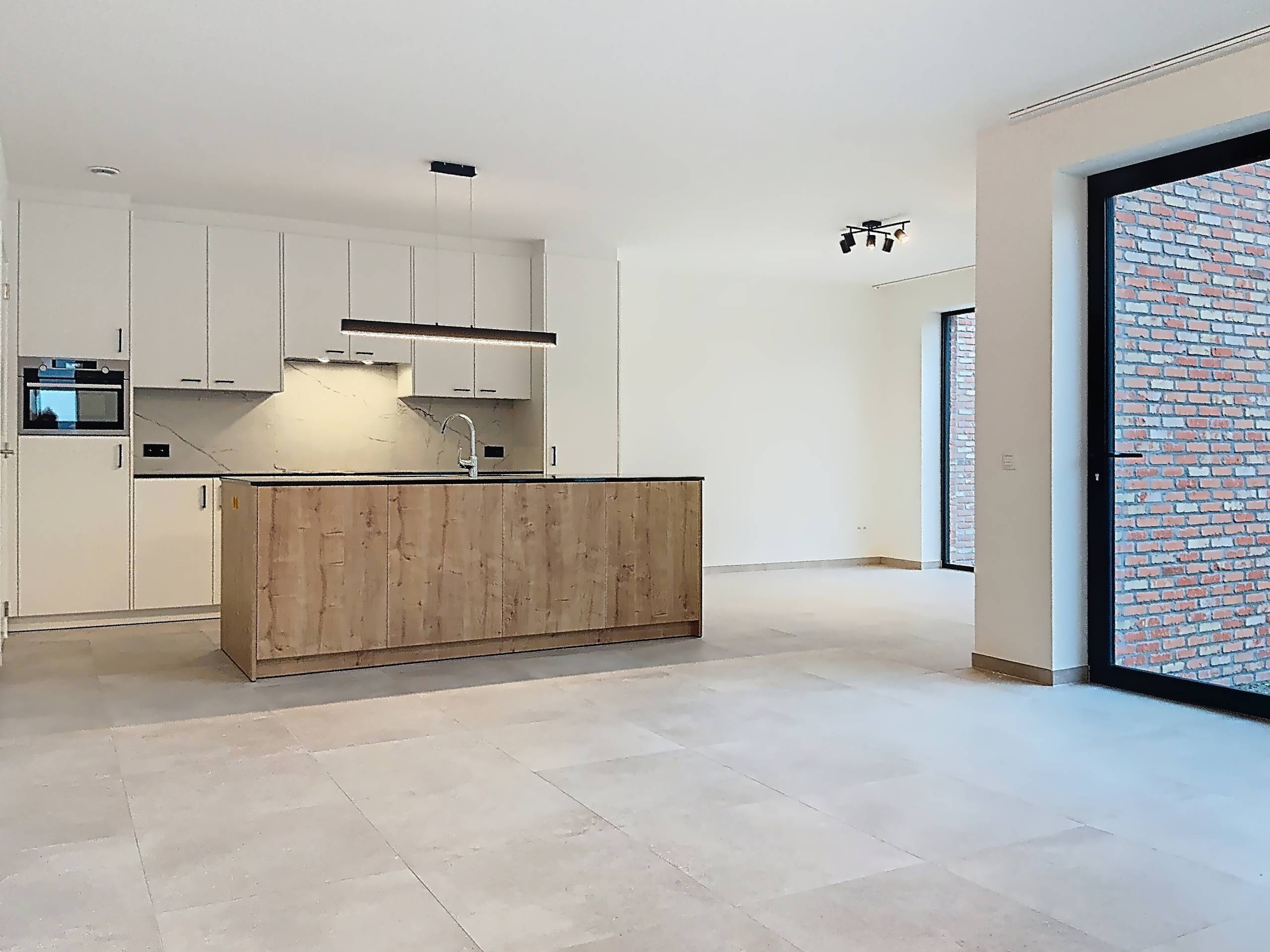 Luxueuze nieuwbouwwoning met een zee aan ruimte te Peer - foto 4