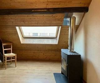 immo Talenco verkoopt te Mieregemstraat 20/04 - 1785 Merchtem deze centraal gelegen duplex-studio binnen een kleinschalig gebouw zonder lift - op...