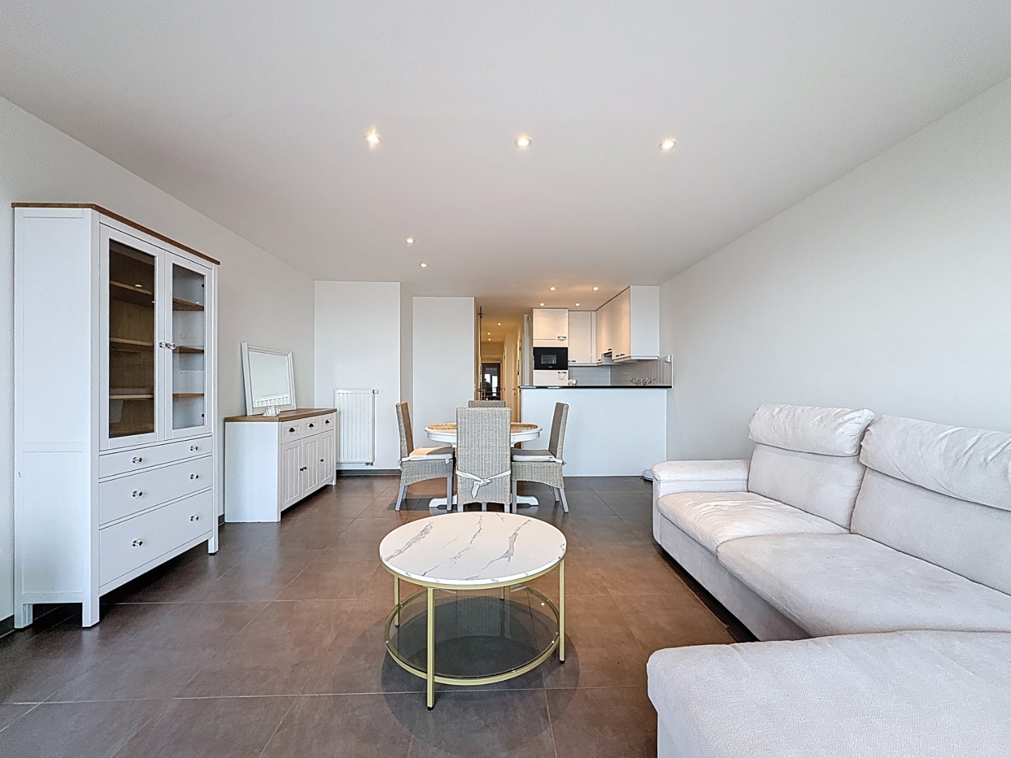 Instapklaar appartement op de Zeedijk van De Panne. - foto 3