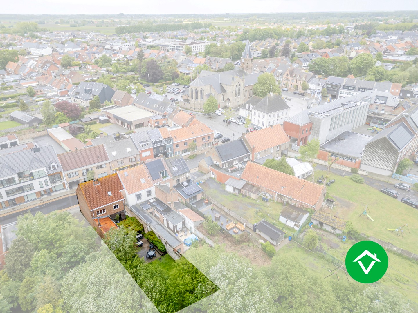 Handelswoning met goeddraaiende frituur te koop in centrum Eernegem - foto 3
