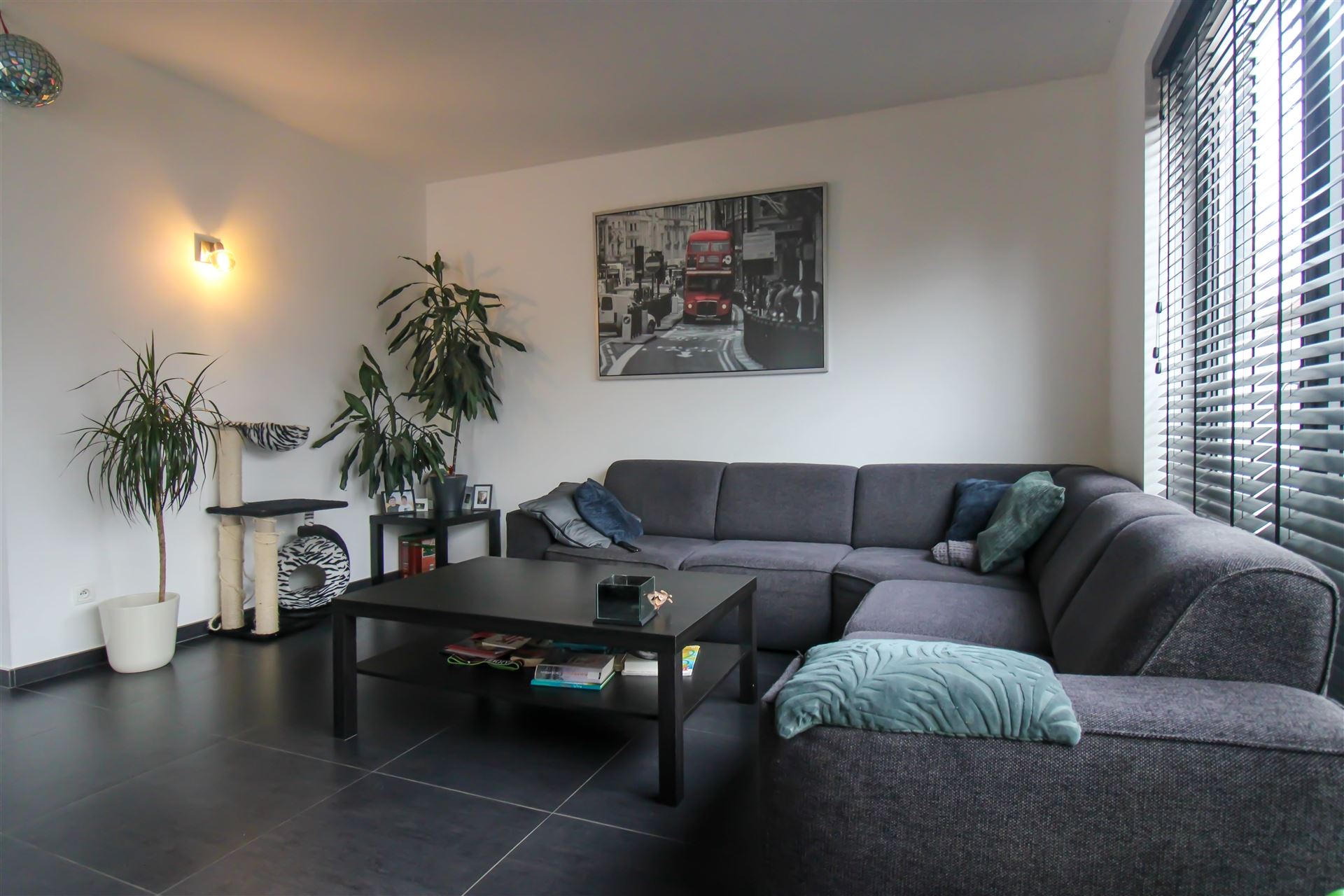 House for sale in Maasmechelen with 3 bedrooms - photo 4