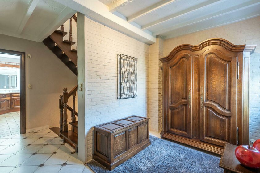 HANDELSZAAK MET WOONST OP TOPLOCATIE IN VROENHOVEN. - photo 3