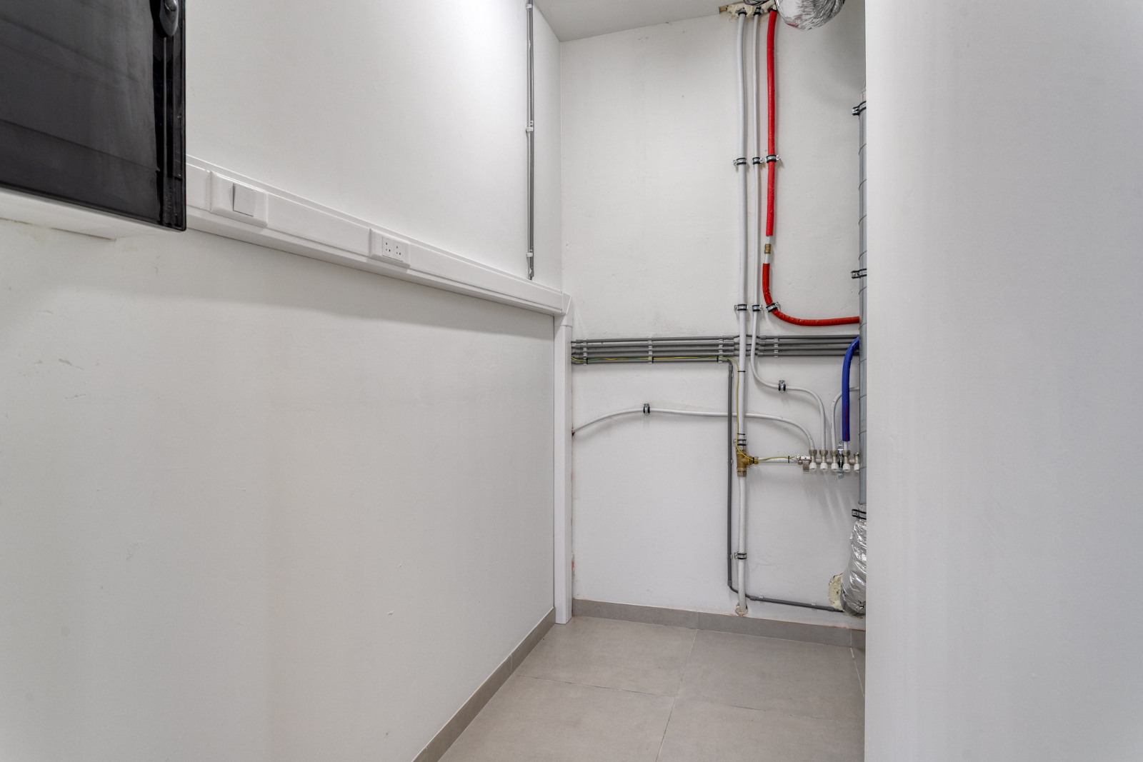 Volledig gerenoveerde halfopen woning op een boogscheut van centrum Ieper - foto 3