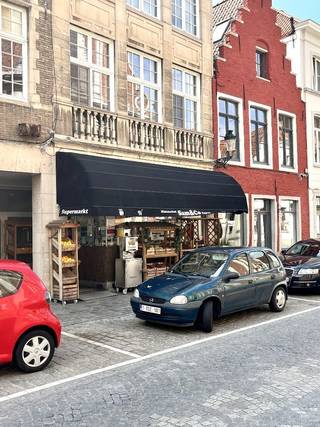 Commercial for rent in Bruges