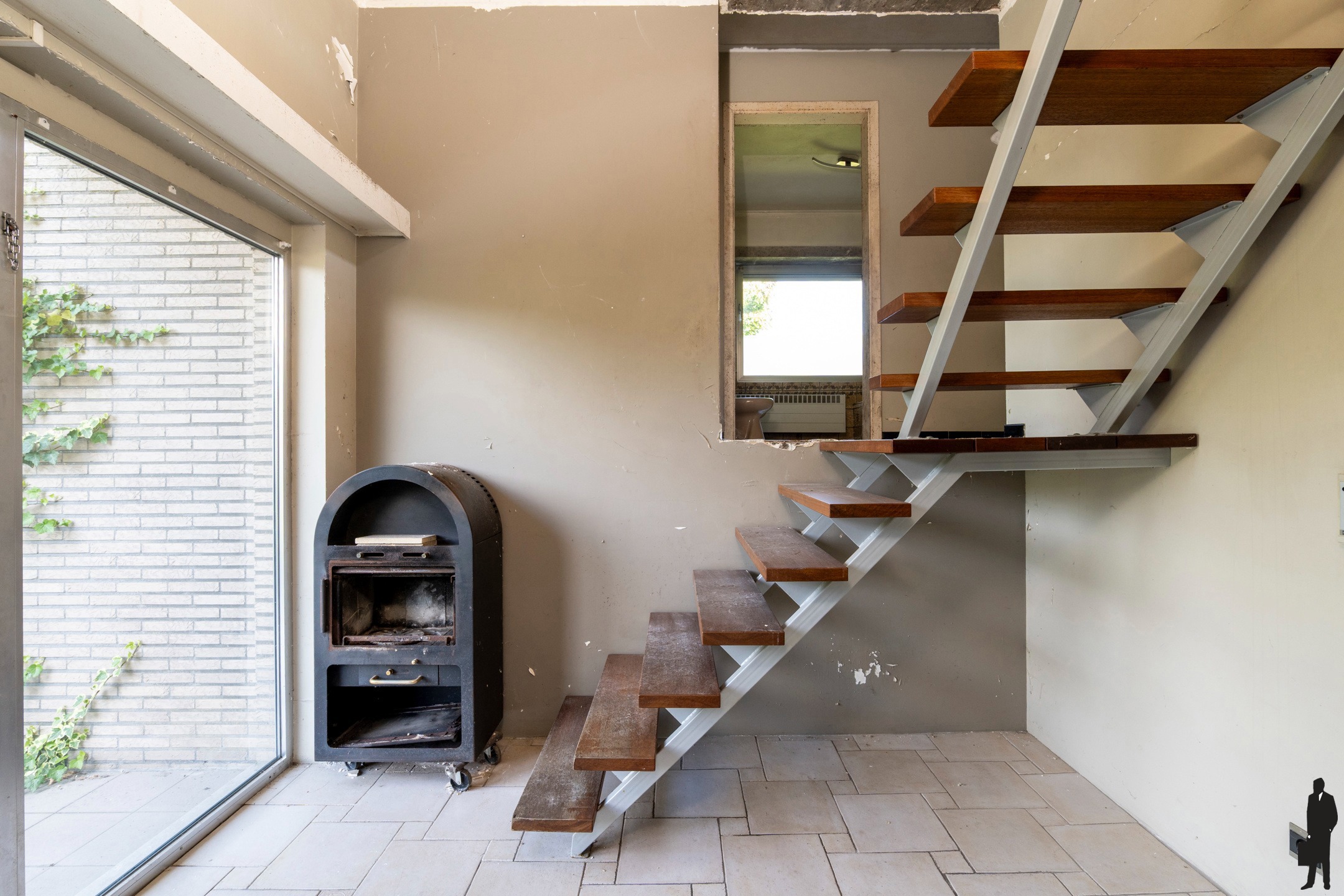 Te renoveren splitlevelwoning op perceel van 1.360 m² in Malle - foto 4