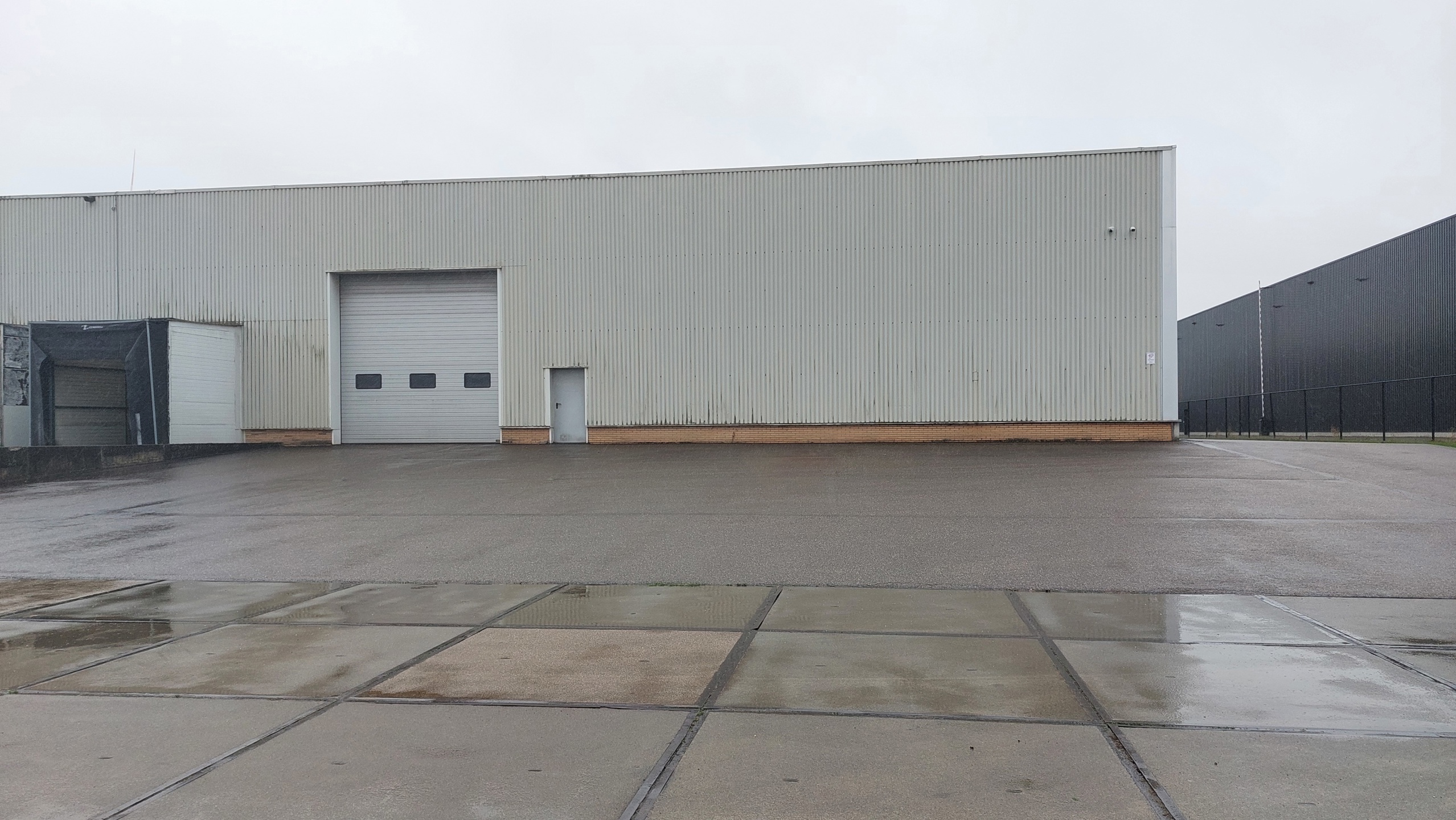 Commercial à louer à Geel - photo 1