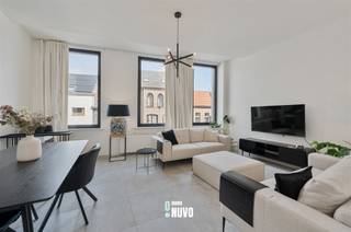 Prachtige instapklare woning met handelszaak in het centrum van Aalst.Ontdek deze unieke eigendom in het hart van Aalst, met een perfecte balans...