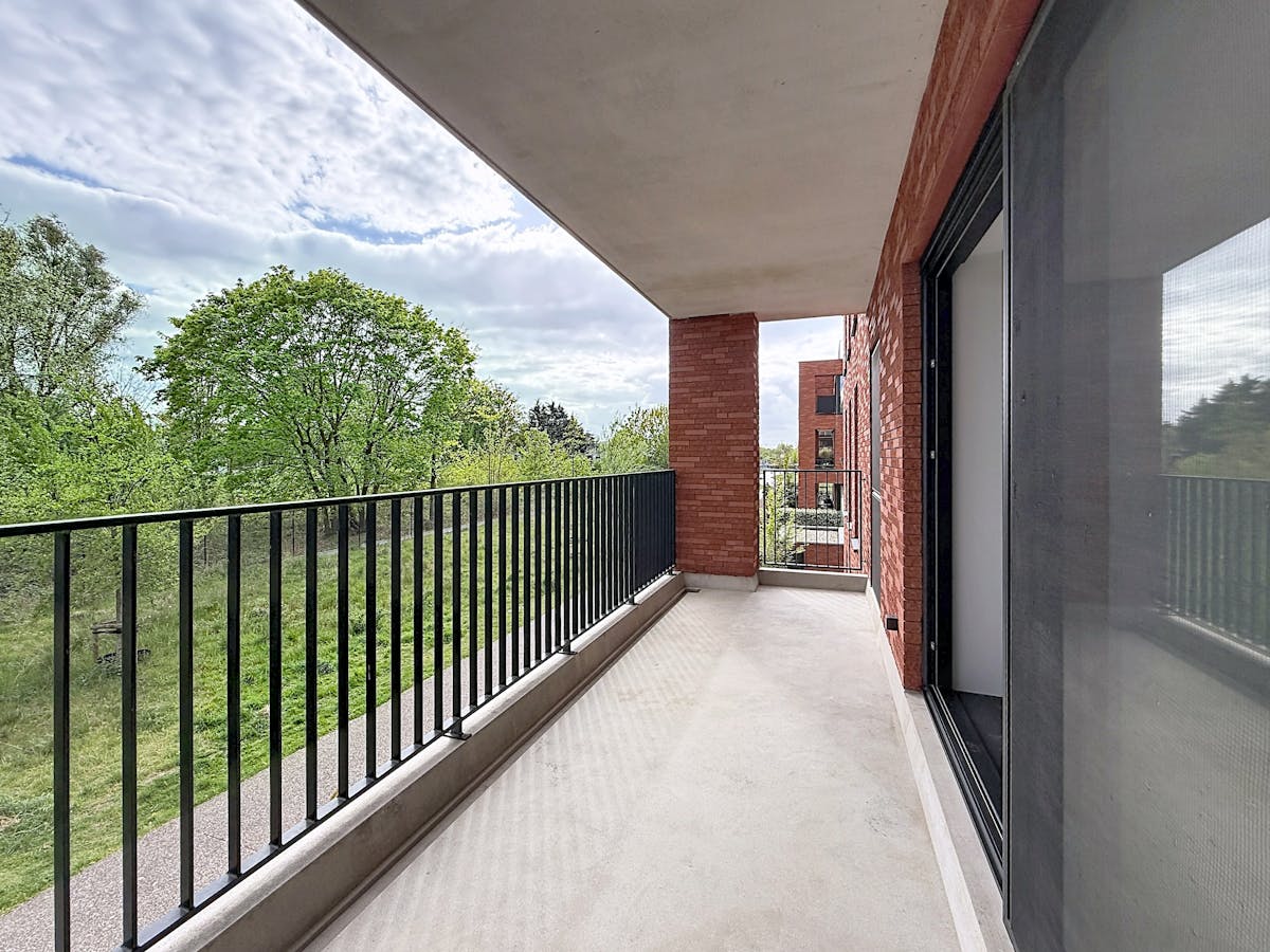 Modern appartement met groen zicht aan het hippe Muide. - foto 3