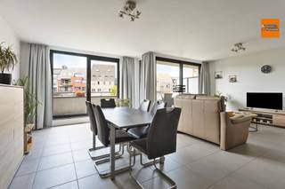 Lichtrijk en modern appartement met 2 slaapkamers, terras en kelderruimte op een rustige toplocatie in hartje Leuven.Dit verzorgde appartement...
