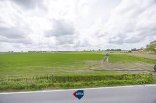 Rustig gelegen halfopen bebouwing met prachtig zicht op de polders en een ruime tuin. Ideale ligging vlakbij het centrum van Oudenburg en Gistel,...