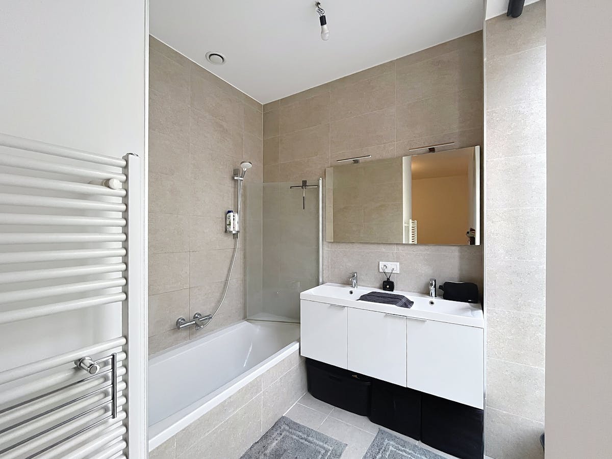 1-slaapkamerappartement te huur in het centrum van Brugge - foto 3