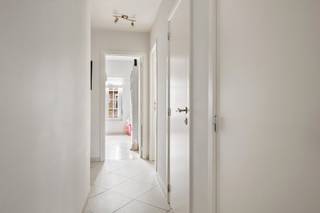 Op zoek naar een comfortabel en instapklaar appartement met alle troeven binnen handbereik?Dit energiezuinige gelijkvloerse appartement...