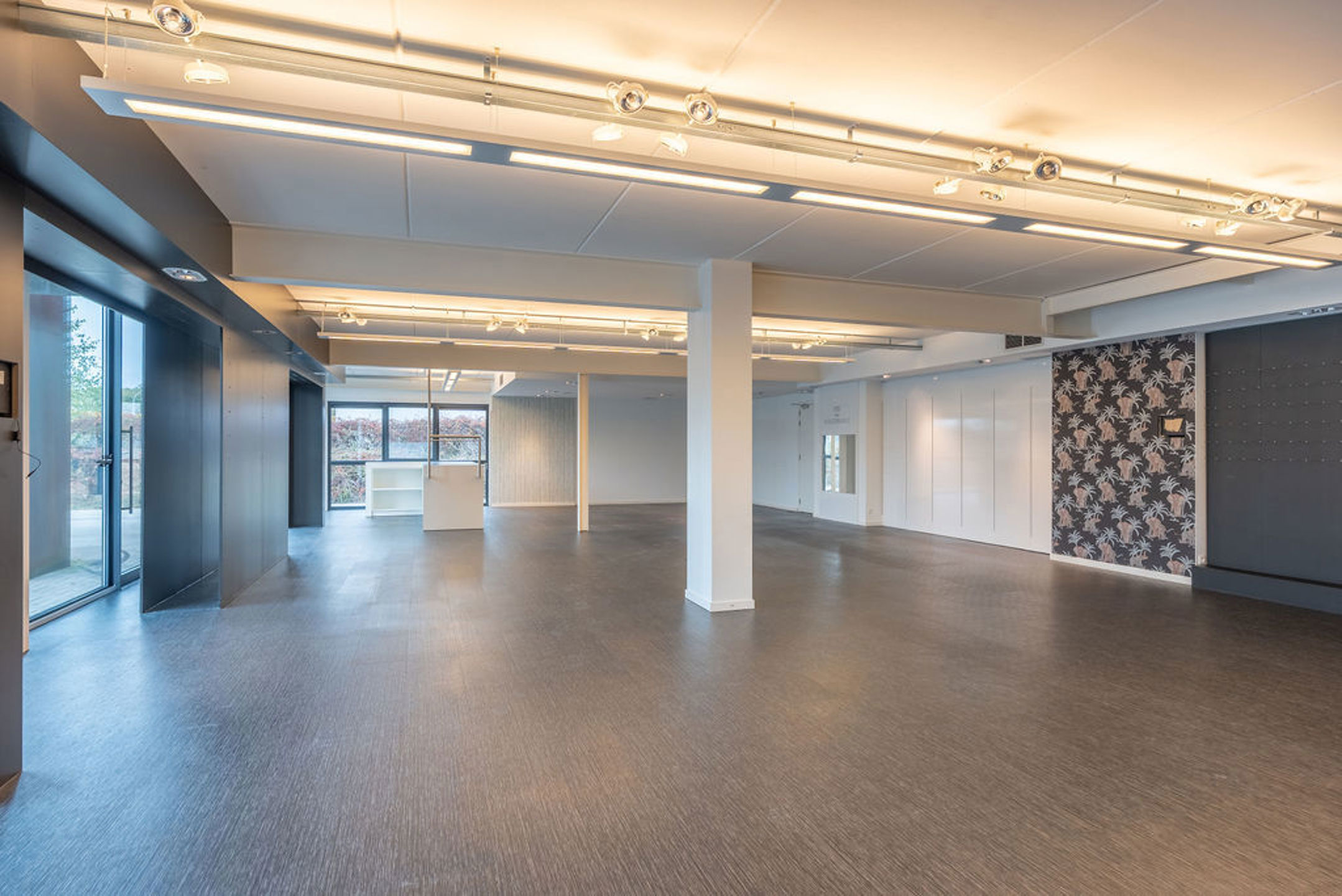 Commercial à louer à Poppel - photo 1