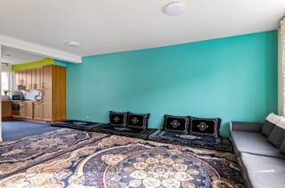 MOMENTEEL VERHUURDBent u op zoek naar een appartement dat aanvoelt als een volwaardige woning? Dan is deze charmante duplex absoluut een bezoek...