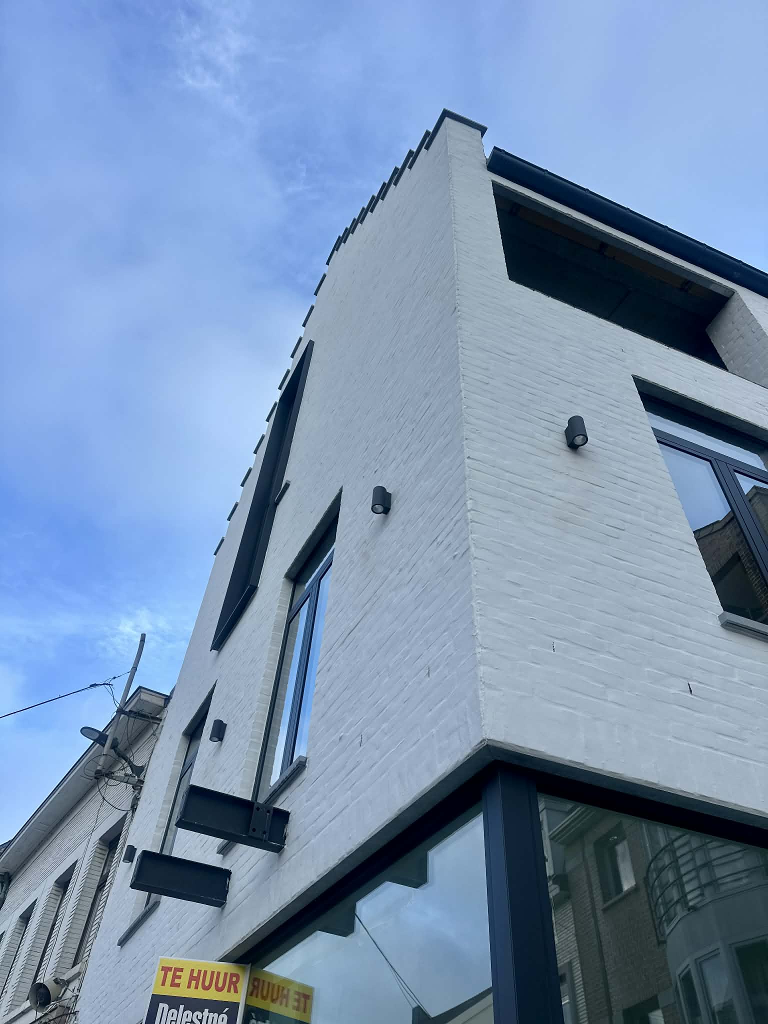 GLOEDNIEUWE winkel- of kantoorruimte in hartje Ninove - foto 3