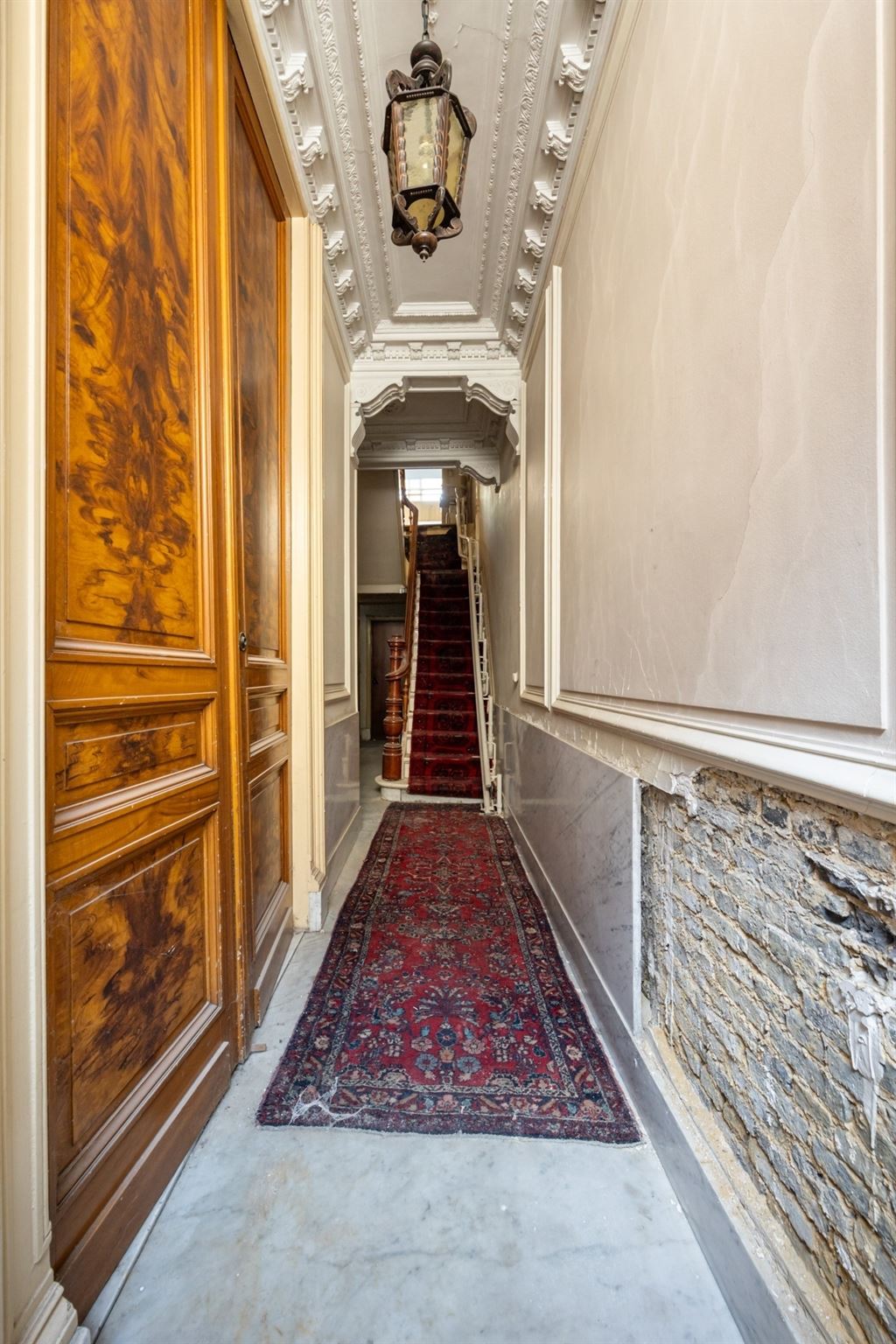 Woning met gigantisch magazijn te renoveren - foto 2