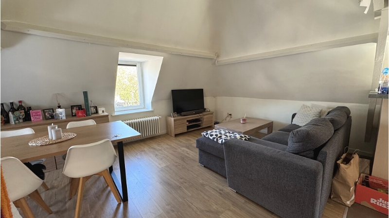 Ruime en kwaliteitsvol afgewerkte studio in loftstijl te huur in Brugge - foto 2