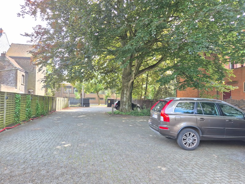 FEESTZAAL & RESTAURANT MET GERENOVEERDE WONING TE KOOP IN GENT - foto 3