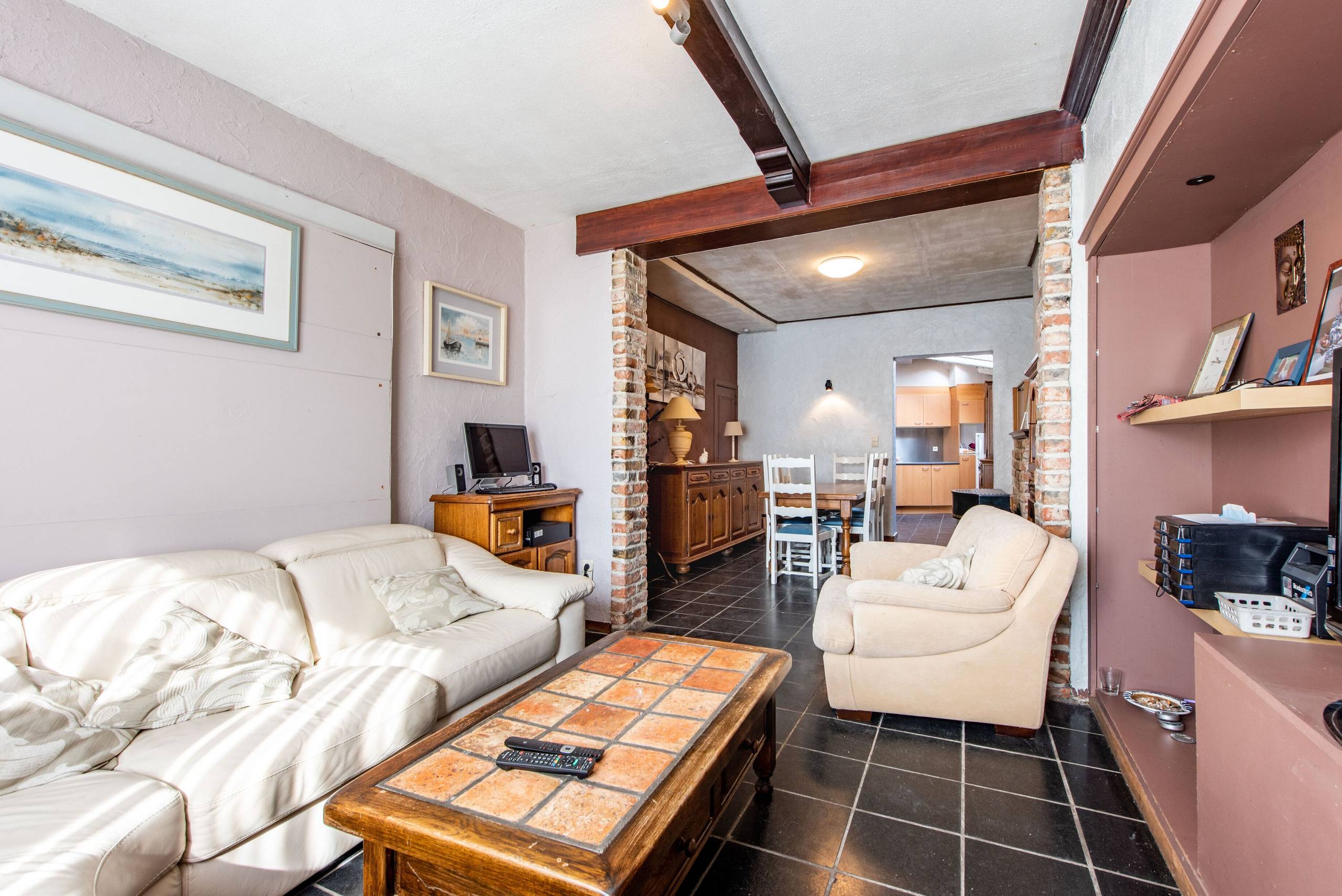 Knusse rijwoning met 2 slaapkamers te huur in het centrum van Diksmuide - foto 4