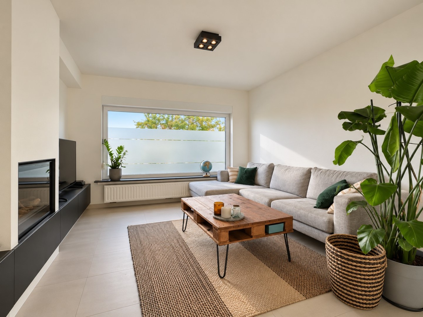 LOVENDEGEM – Gerenoveerde woning met 3 kamers, garage en tuin - foto 5
