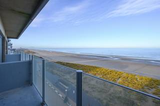 Wil u ook uw weekends en vakanties doorbrengen op een unieke locatie met prachtig zicht? Of bent u op zoek naar permanente bewoning aan de kust?...