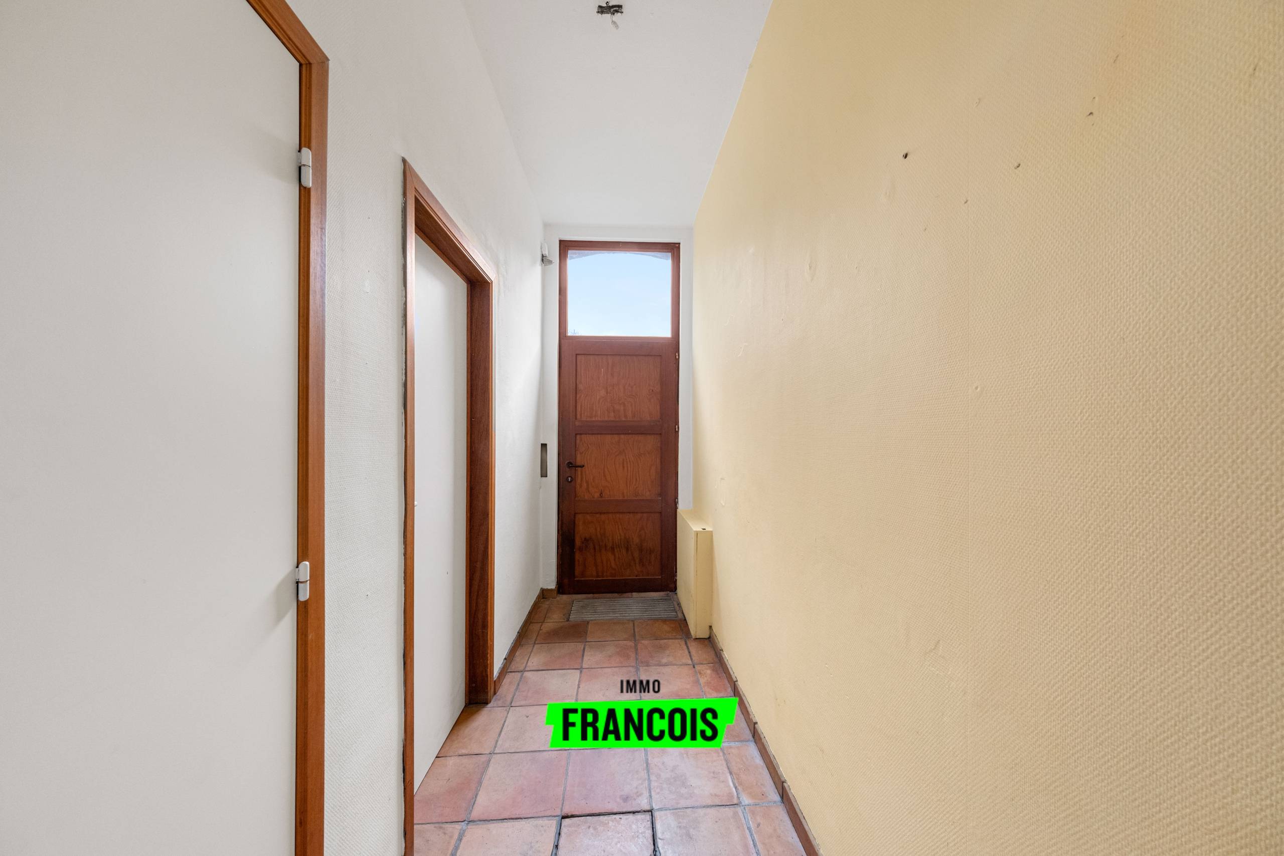 House for sale in Bruges with 5 bedrooms - photo 2