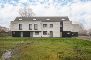 Deze instapklare BEN-woning (bijna energieneutraal) is tot in de puntjes afgewerkt en combineert comfort, energiezuinigheid en moderne...