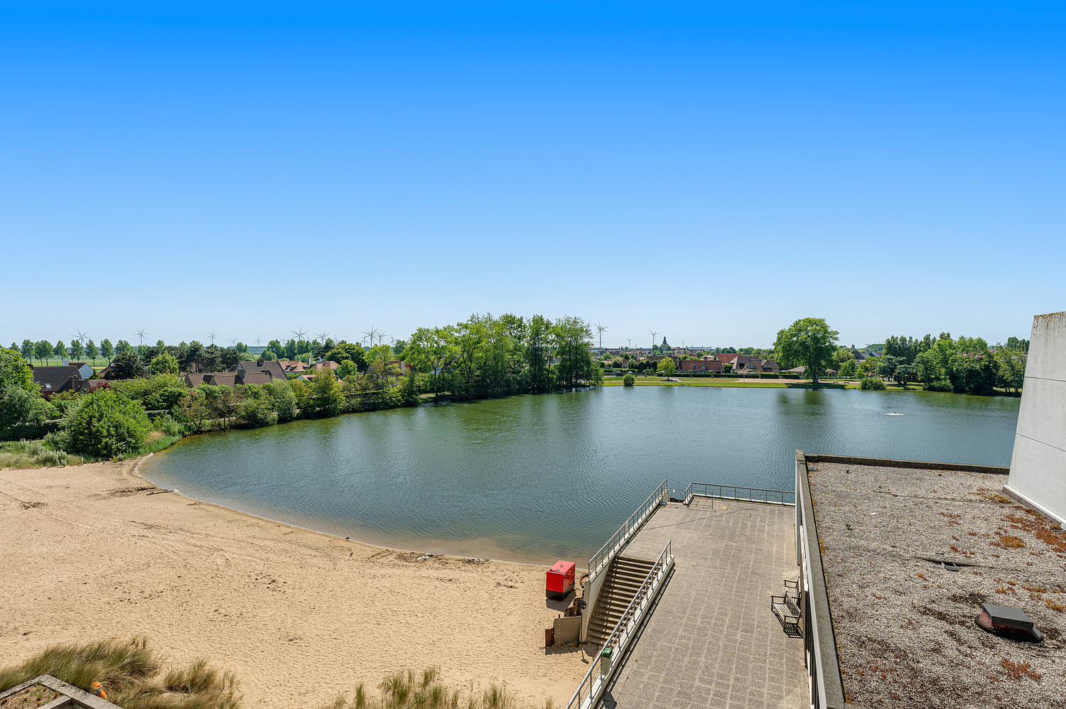 Instapklare studio met zonnig terras en open zichten - foto 3