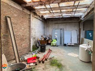 Op een goede locatie te Mechelen bevindt zich deze te renoveren woning. U bevindt zich hier op wandelafstand van het centrum en in de nabijheid...