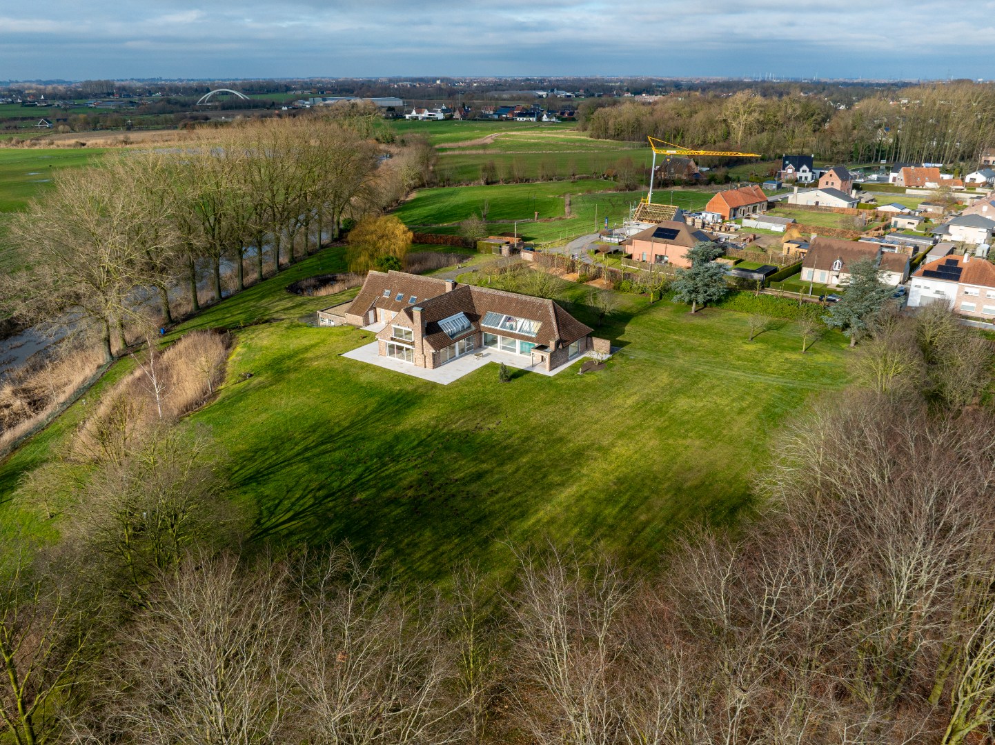 Uniek landhuis op exclusief privaatdomein - foto 1