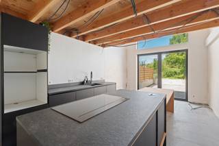 Zeebrugge: woning met 3 slaapkamers en enorm veel potentieel te koop in Zeebrugge.Ontdek deze verder af te werken woning, gelegen op een rustige en...