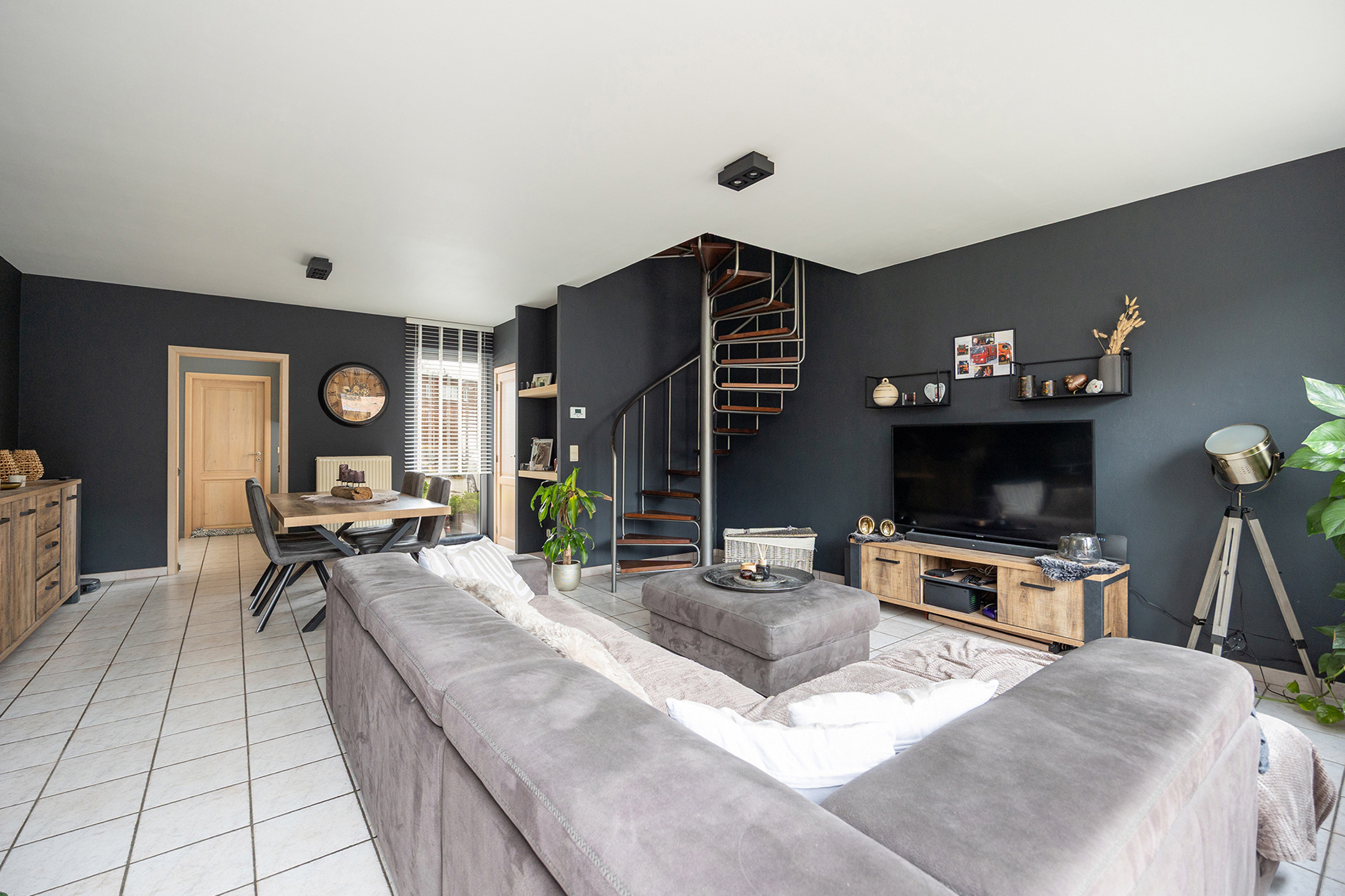 Huis te koop in Turnhout met 3 slaapkamers - foto 2