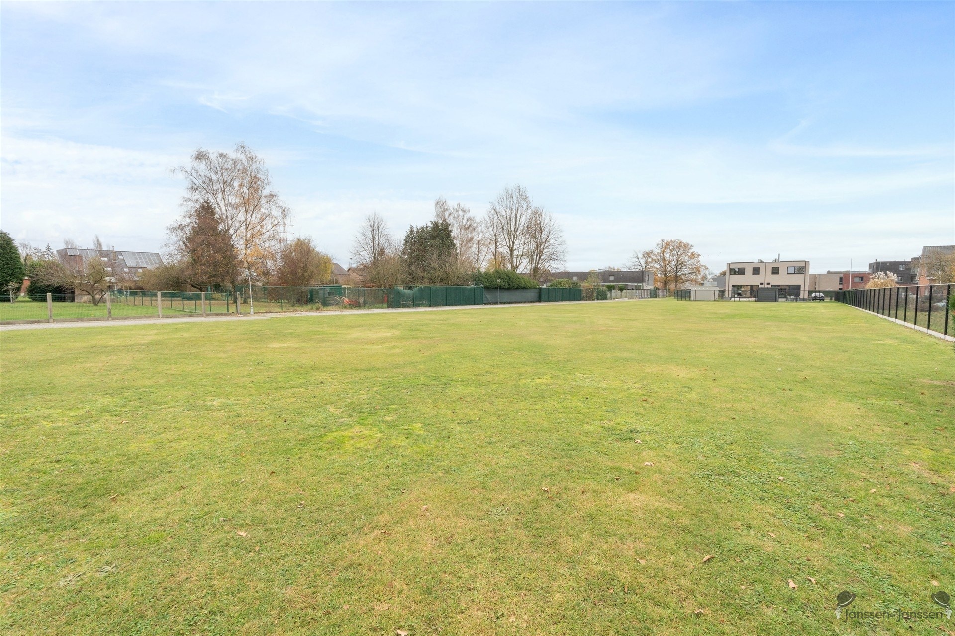 Uitzonderlijke villa met duplex-appartement op ca. 70 are met ontwikkelingspotentieel te Kuringen (Hasselt) - foto 5