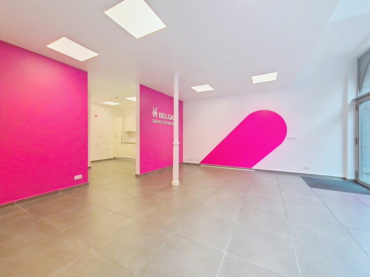 Modern en lichtrijk kantoor (58 m²) te huur in centrum Gent - foto 3