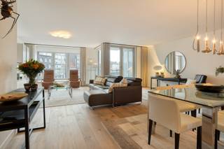 Luxueus wonen op de vernieuwde Grote Markt te Sint-Niklaas! We hebben deze unieke kans voor U! Prachtig energiezuinig luxueus afgewerkt appartement...