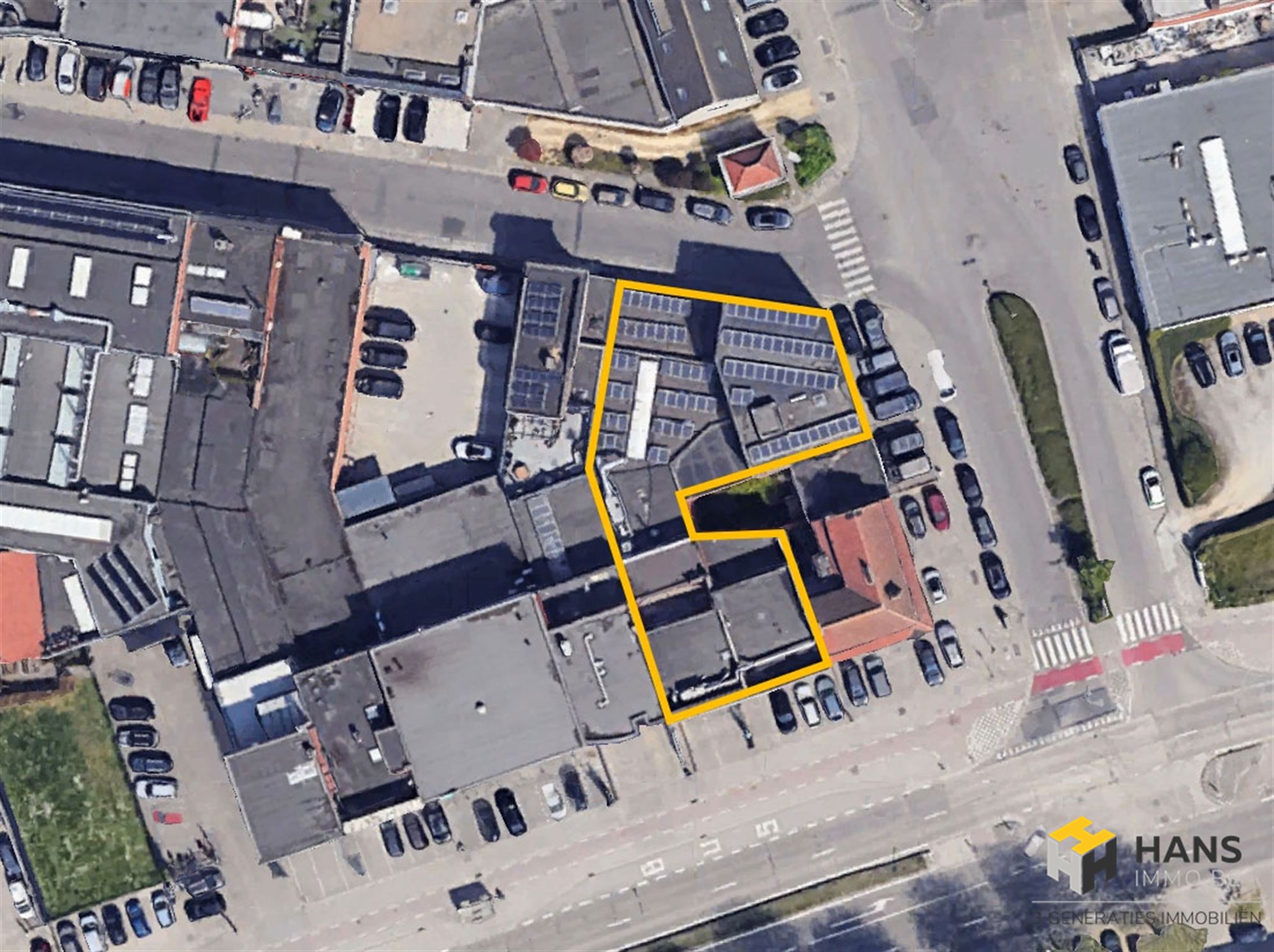 Indrukwekkend handelspand met showroom, magazijn en kantoren totaal 1065m² op commerciële topligging in Deurne - foto 4