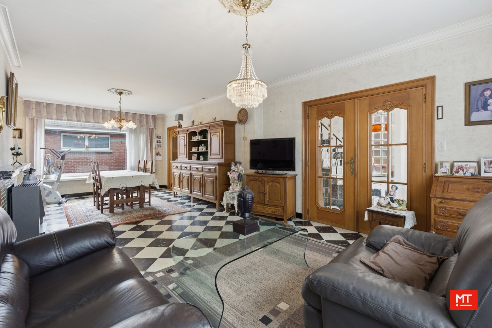 Kloeke halfopen woning met 3 slaapkamers, stadstuin en garage in centrum Meulebeke - foto 4