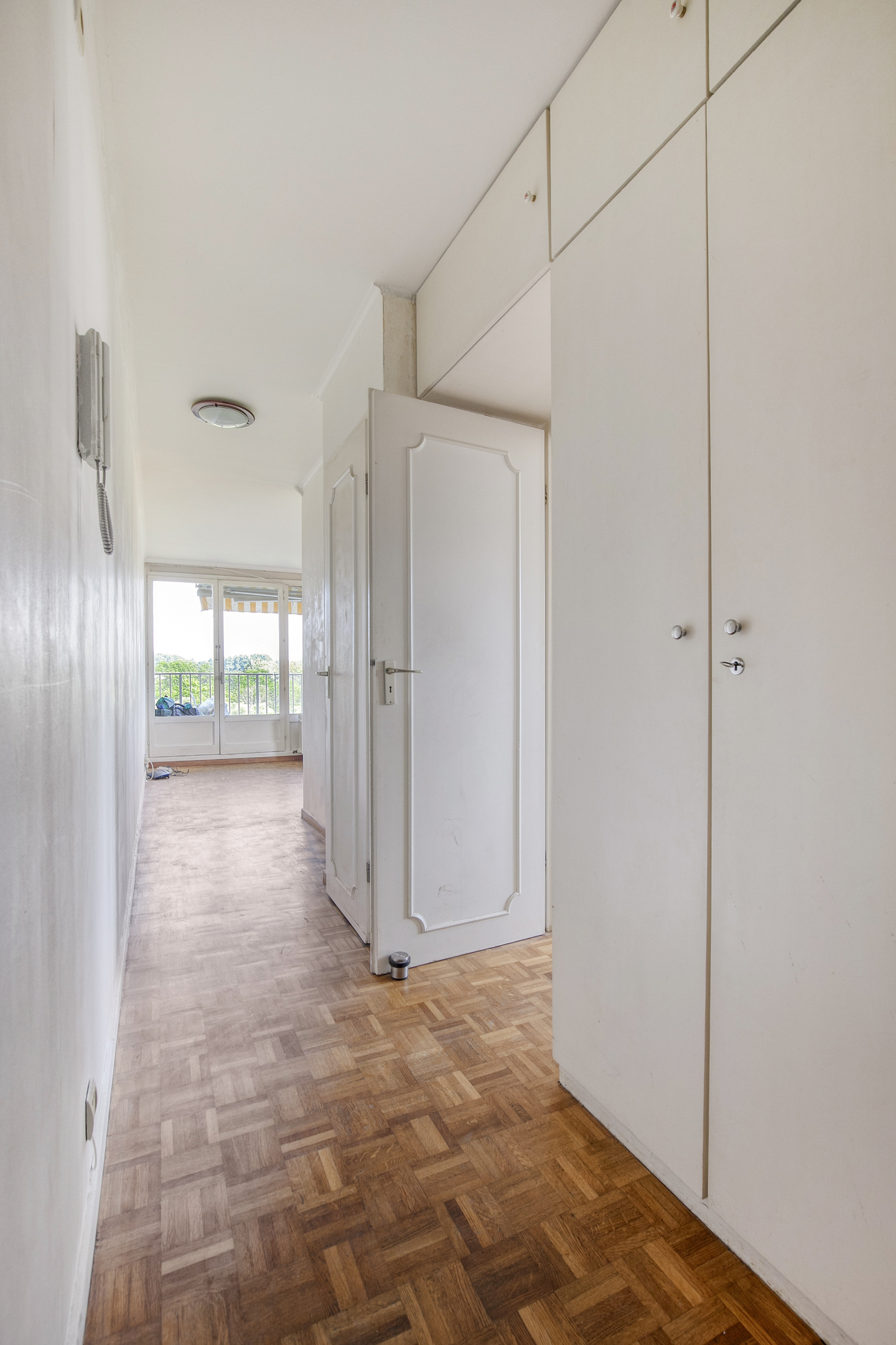 Studio de 50 m² à rénover avec terrasse exposée ouest - photo 5