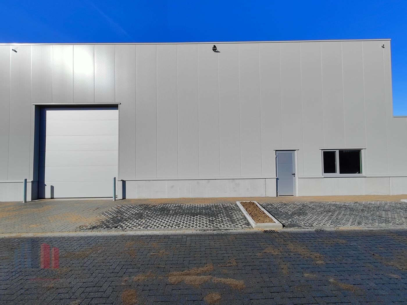 NIEUWBOUW KMO-UNIT VAN 333 m² TE HUUR IN BLANKENBERGE - photo 3