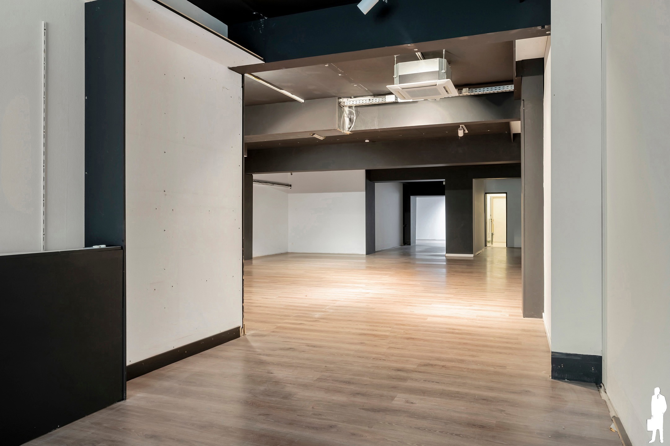 Gelijkvloers handelspand met een oppervlakte van ca. 180m² - foto 4