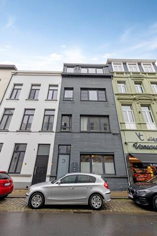 Gezellig gelijkvloers appartement met 2 slaapkamers en koertje te huur in het centrum van AntwerpenHet appartement is rustig gelegen in het hartje...