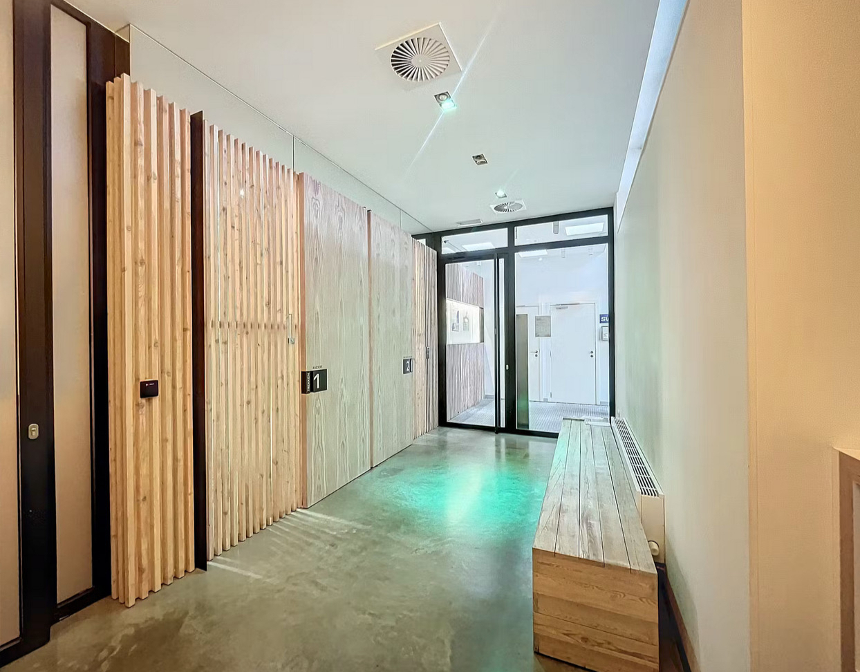 Kantoor van ca. 354 m² met een moderne afwerking, met 4 auto staanplaatsen inbegrepen ( Veemarkt, ondergrondse garage) - foto 5