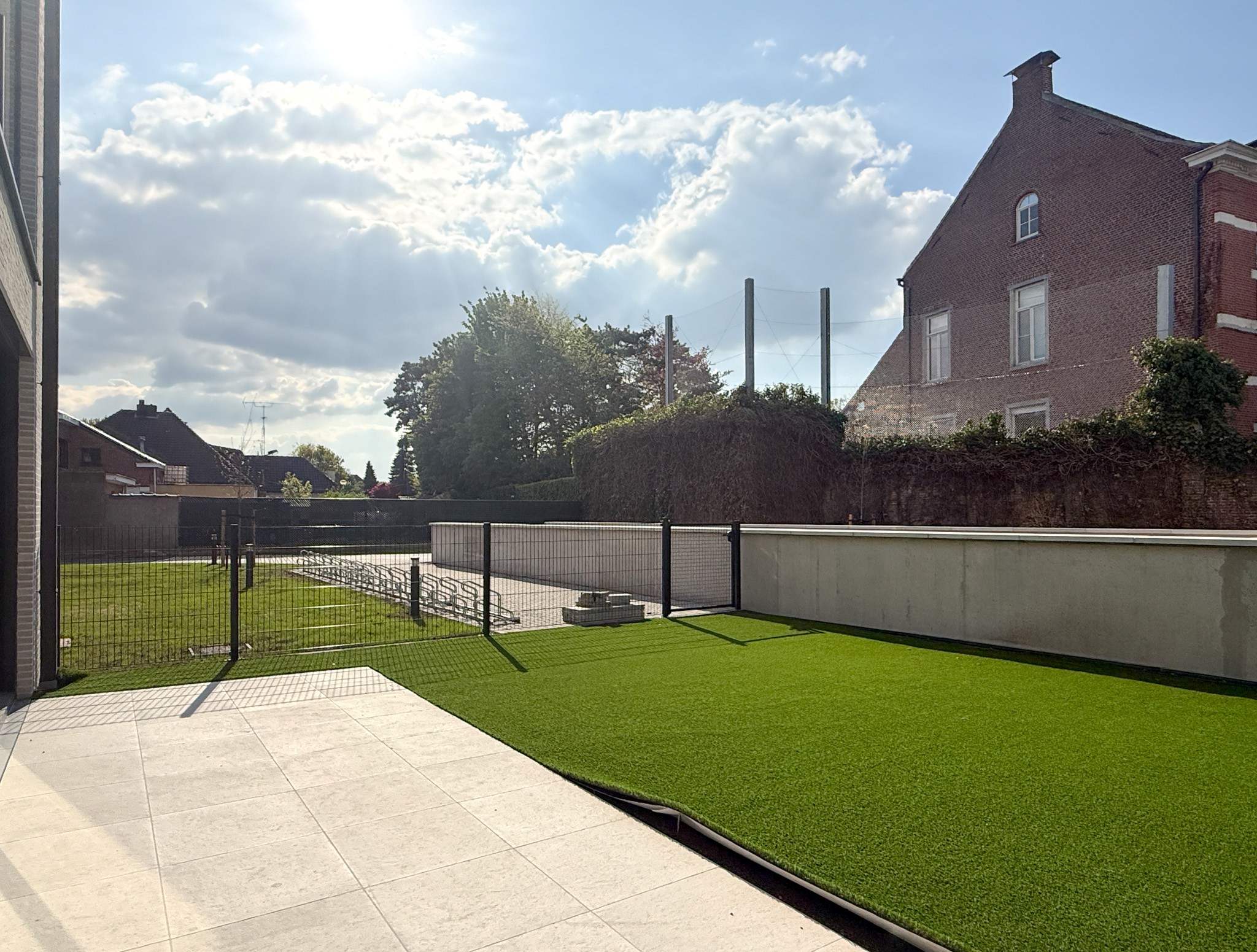 Gelijkvloers nieuwbouwappartement met tuin en twee slaapkamers - foto 4