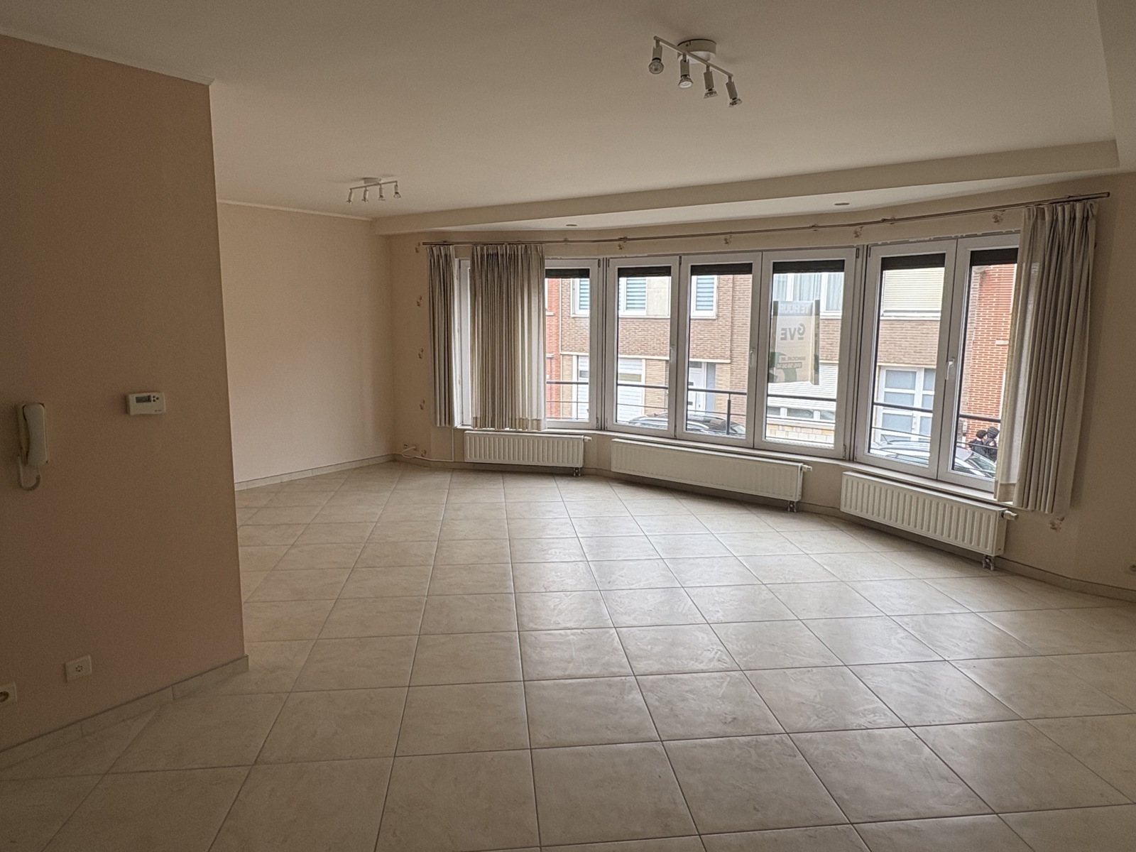 Goed gelegen woning met lift - foto 4