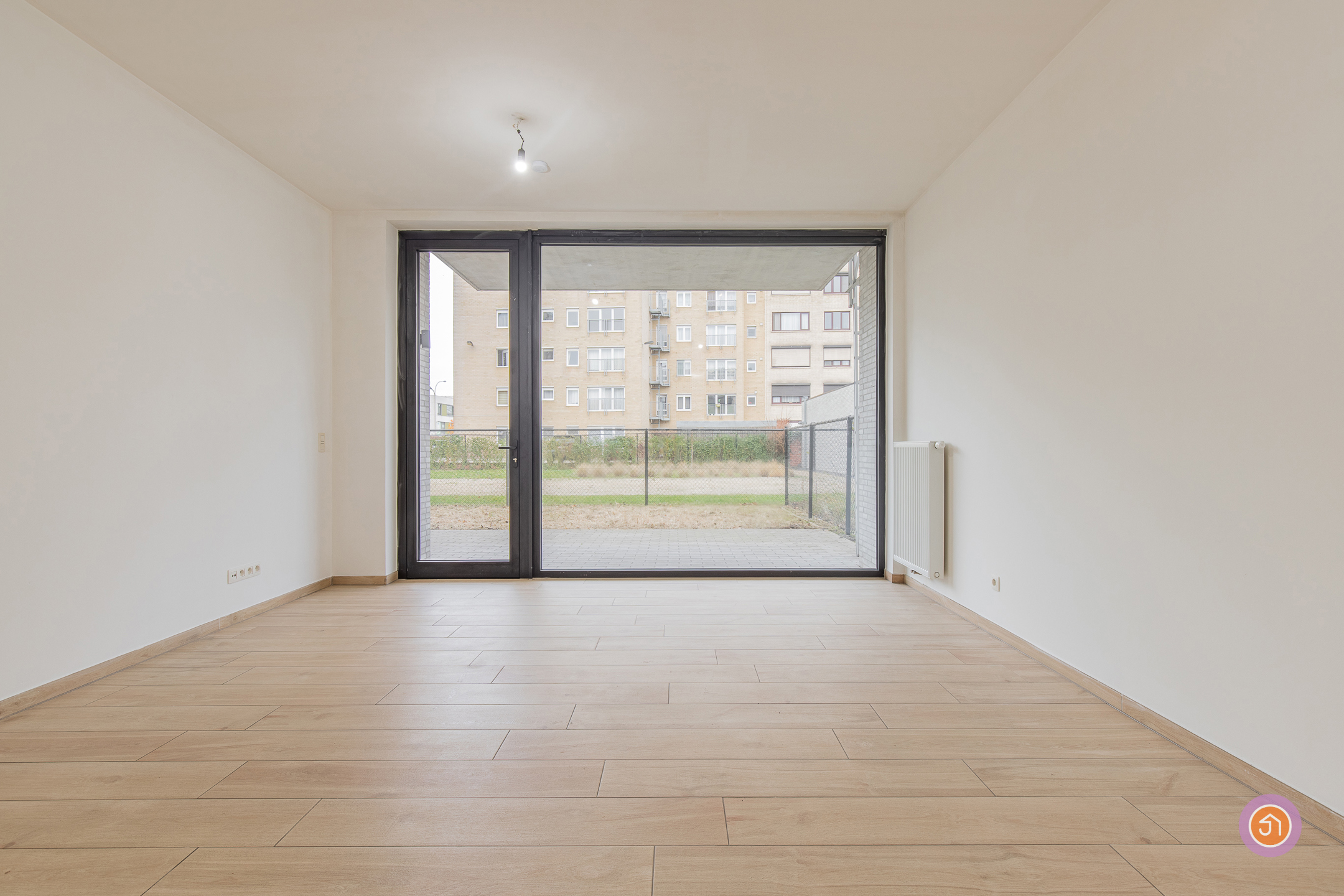 Centraal gelegen gelijkvloers appartement in perfecte staat - foto 1